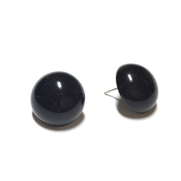 Black Lucite Domed Retro Button Stud Earrings - Picture 3 of 5